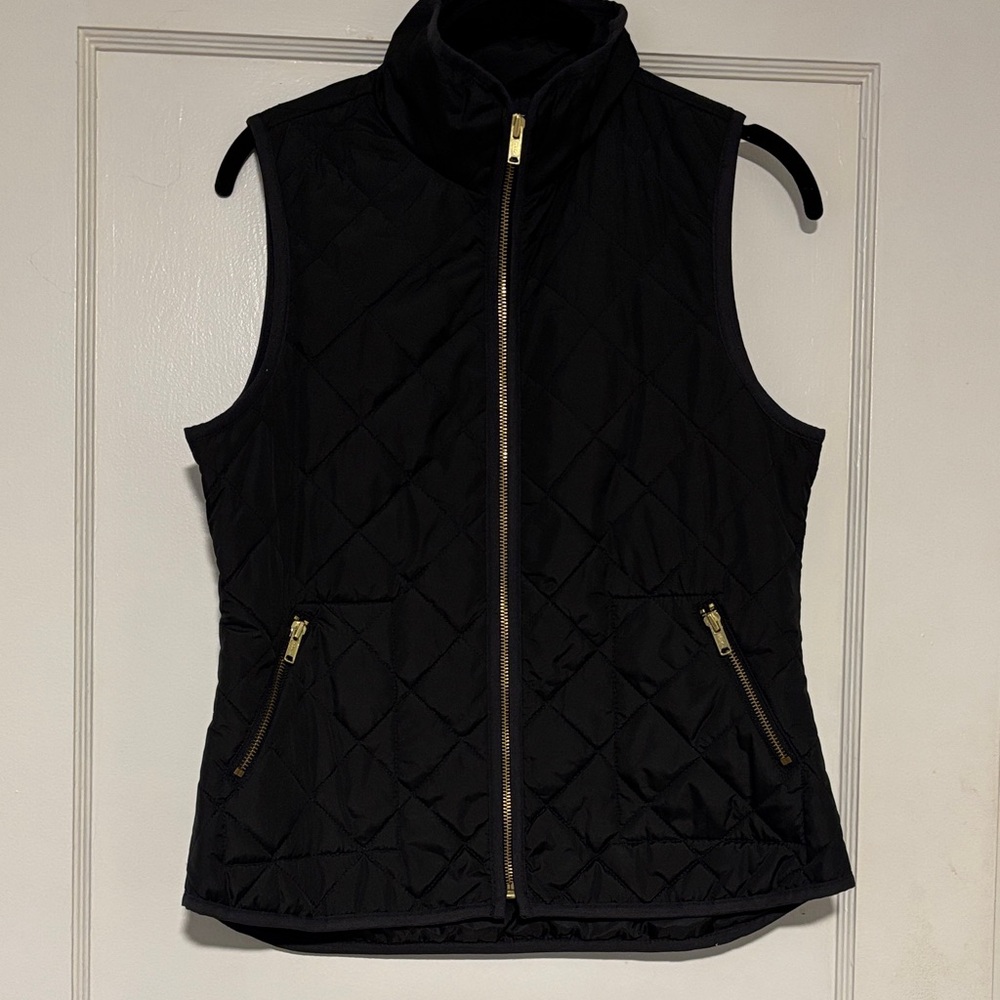 Old Navy Women's Black Quilted Vest
